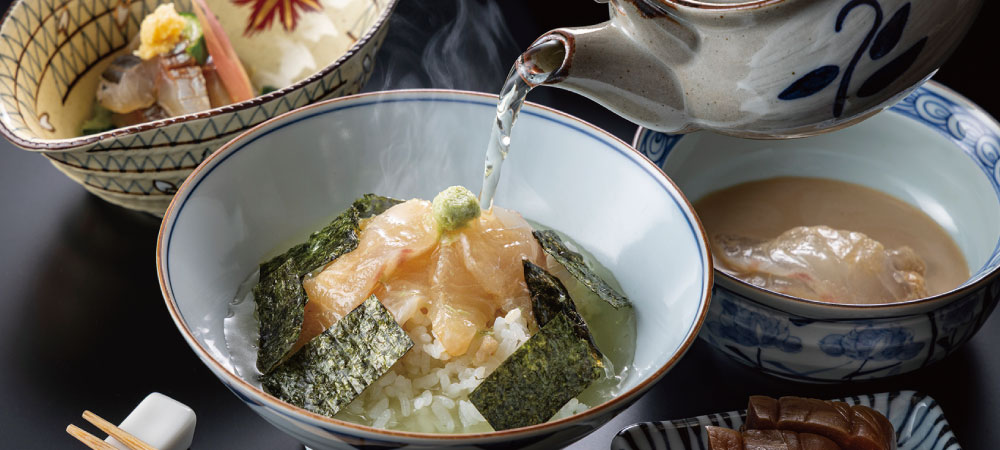 初夏のごちそう膳 〜鯛茶漬けと甘味セット〜